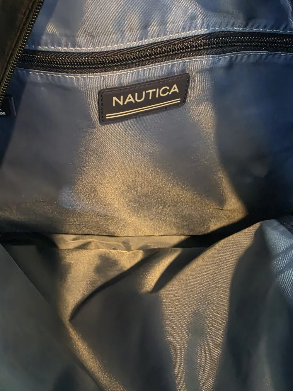 Nautica sleek black